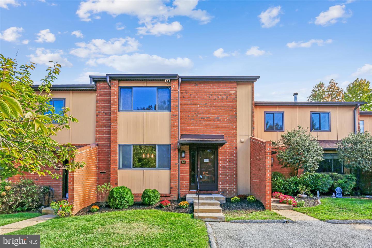 15 Lacosta Court, Baltimore