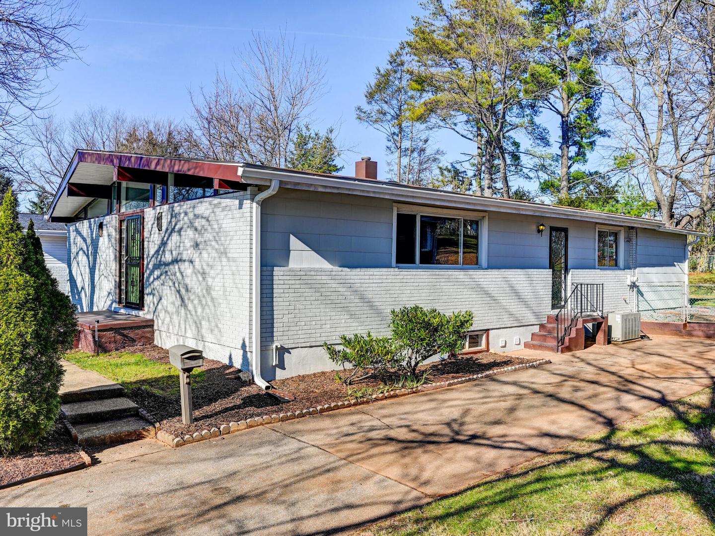 4712 Old Court Road, Pikesville