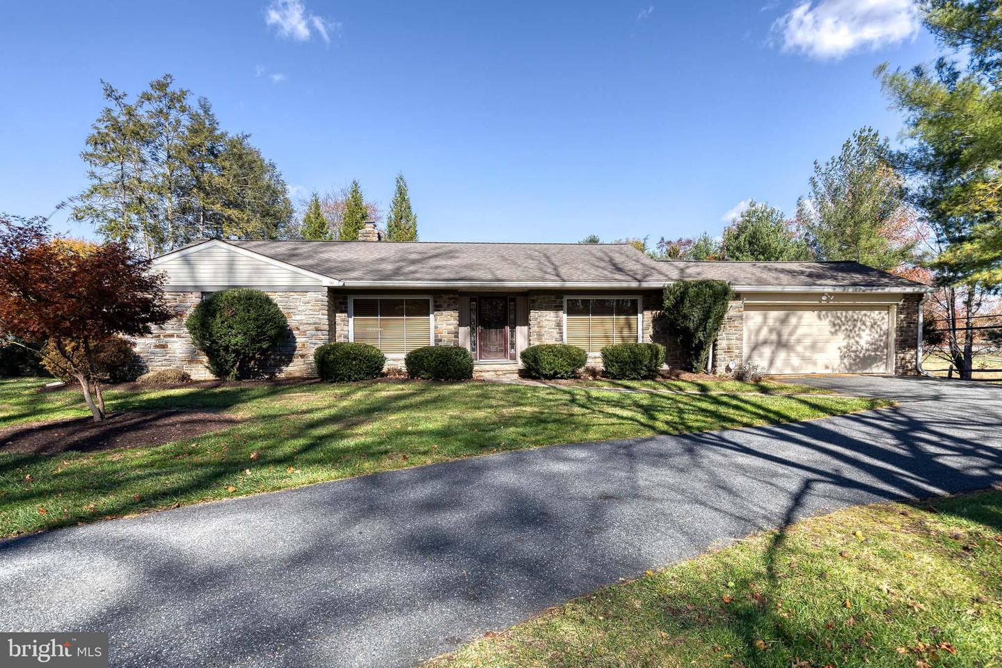 602 Hampton Lane, Baltimore