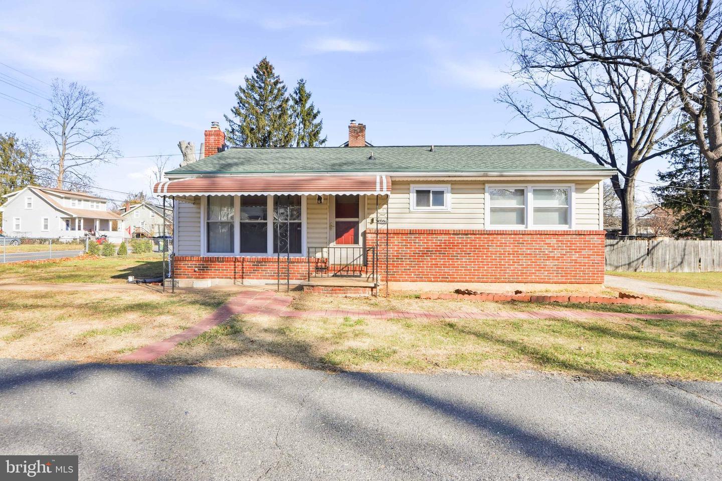 3517 N Rolling Road, Baltimore