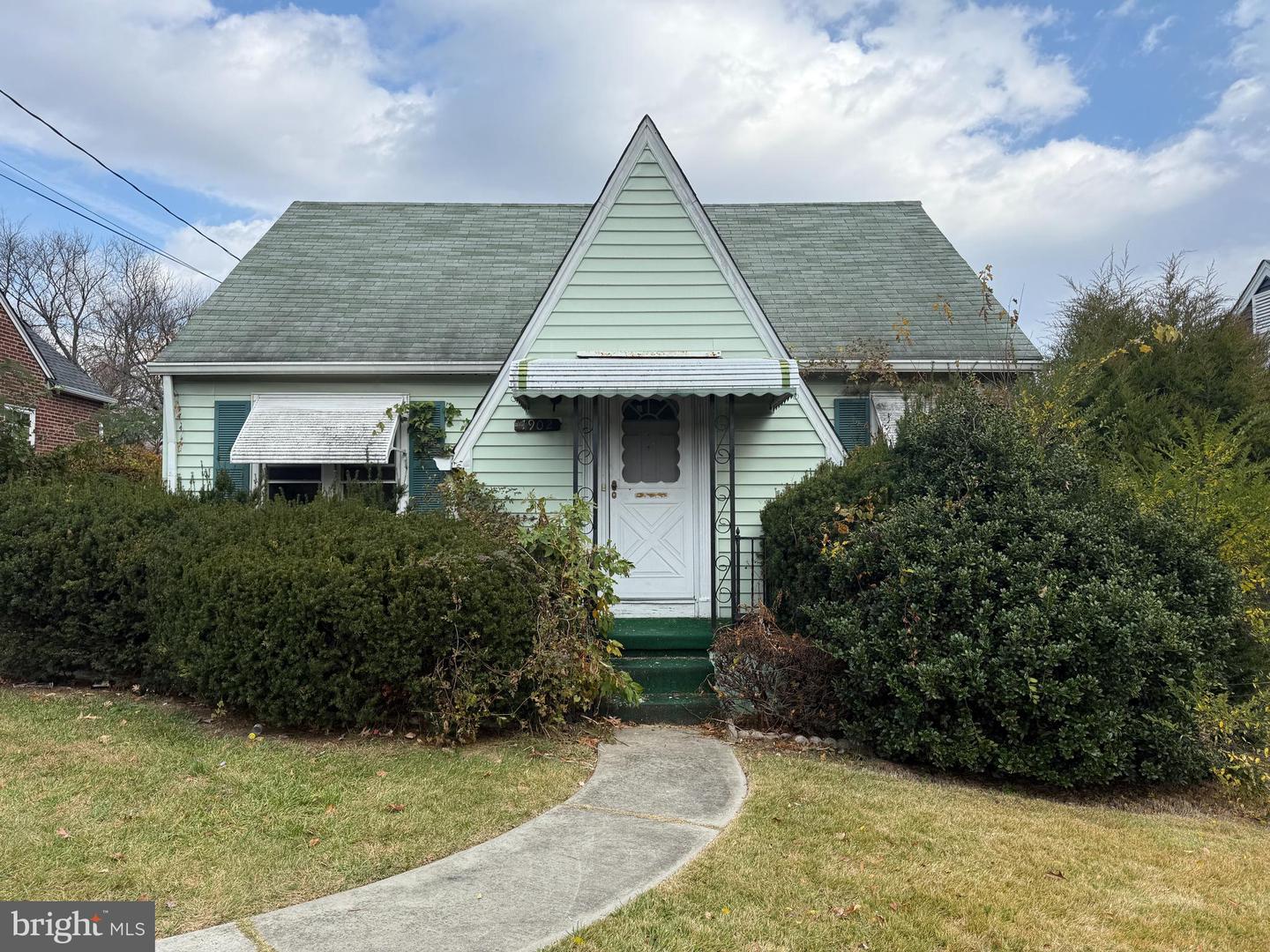 1902 Taylor Avenue, Parkville