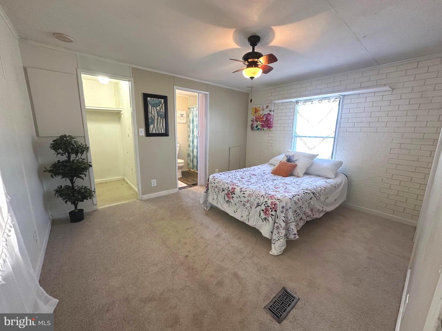 3532 Wagon Train Rd
