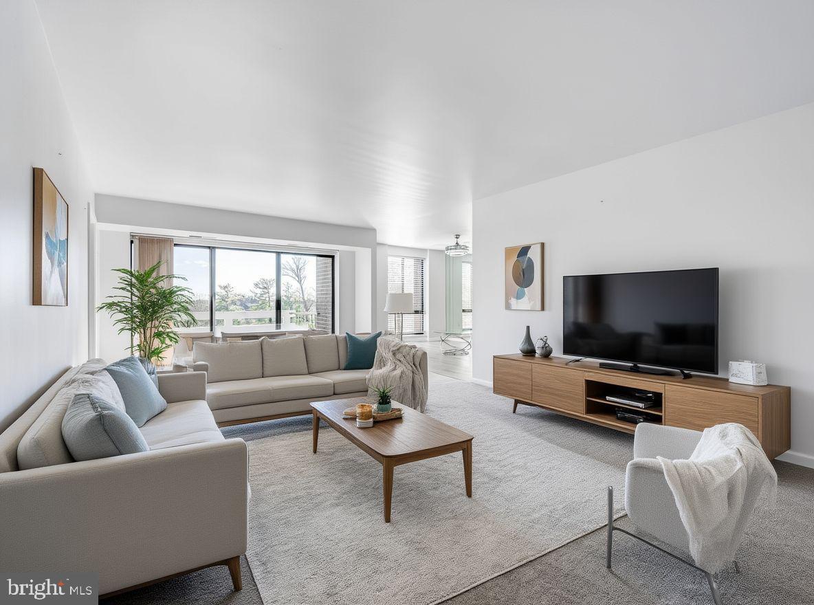 7 Slade Avenue #718, Pikesville