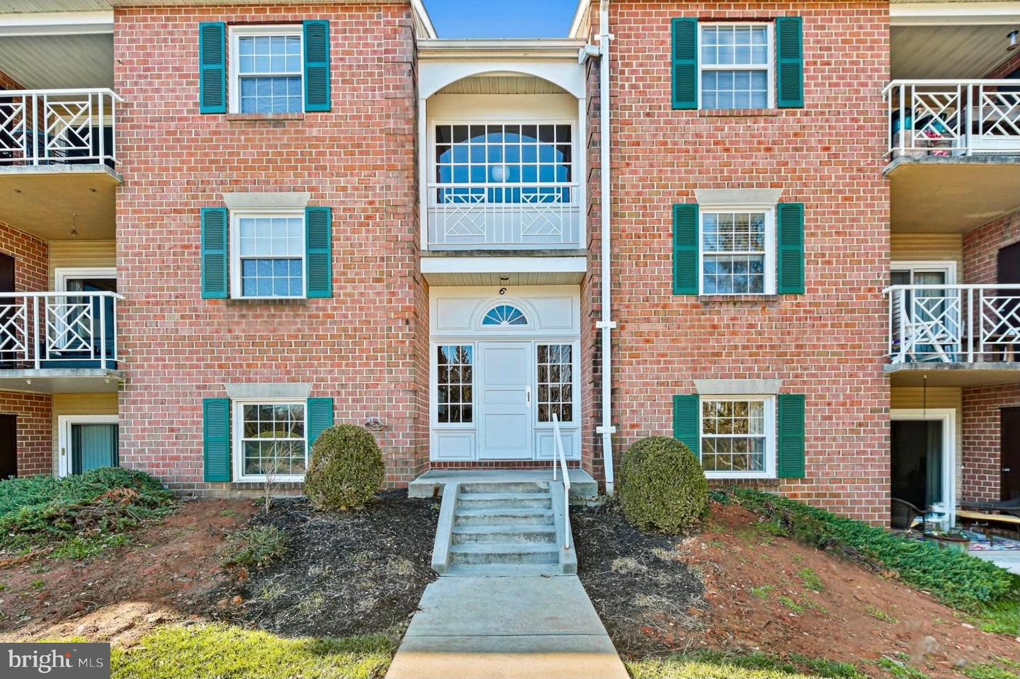 6 Ballindine Court #101, Lutherville Timonium
