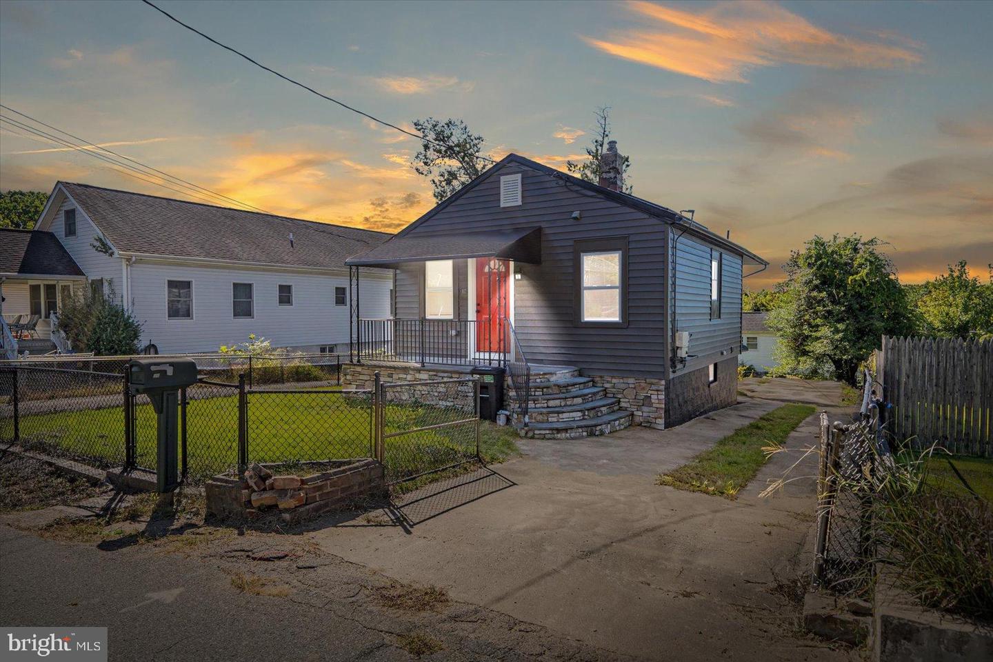 811 Rosedale Avenue, Rosedale