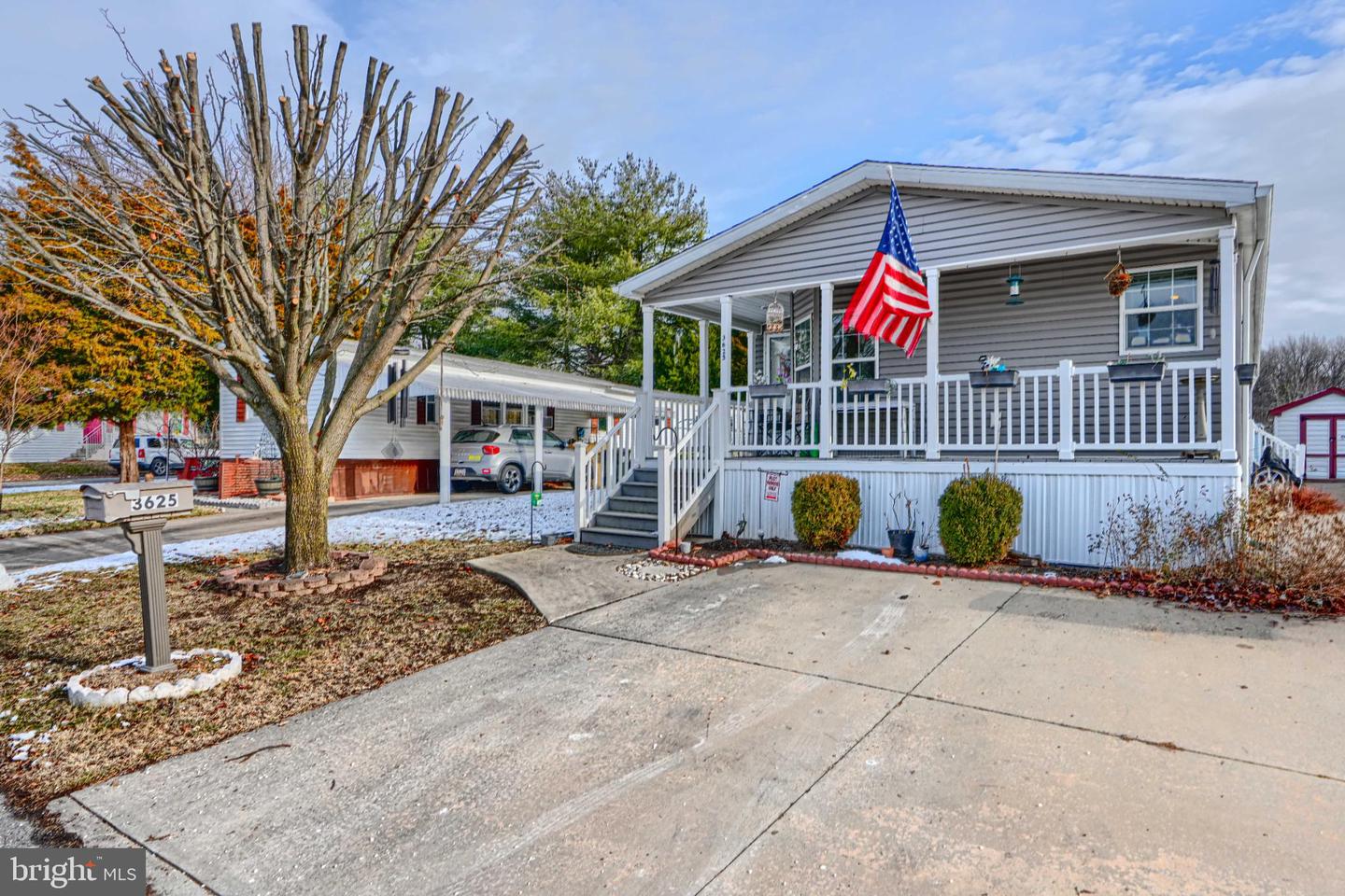 3625 Dahlia Lane