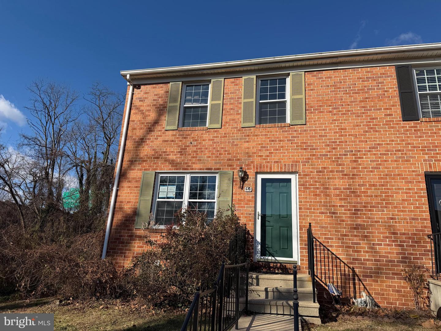 16 W End Court, Baltimore