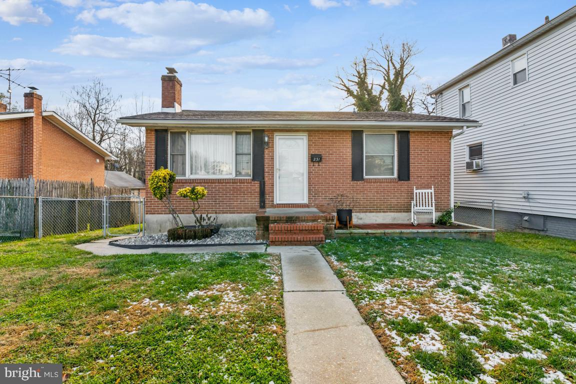 231 Riverview Avenue, Dundalk
