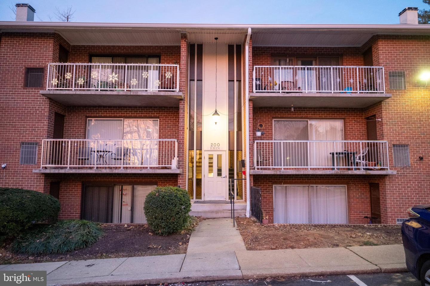 200 Erin Way #204, Reisterstown