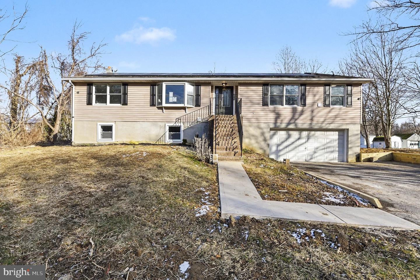 1009 Maple Road, Essex