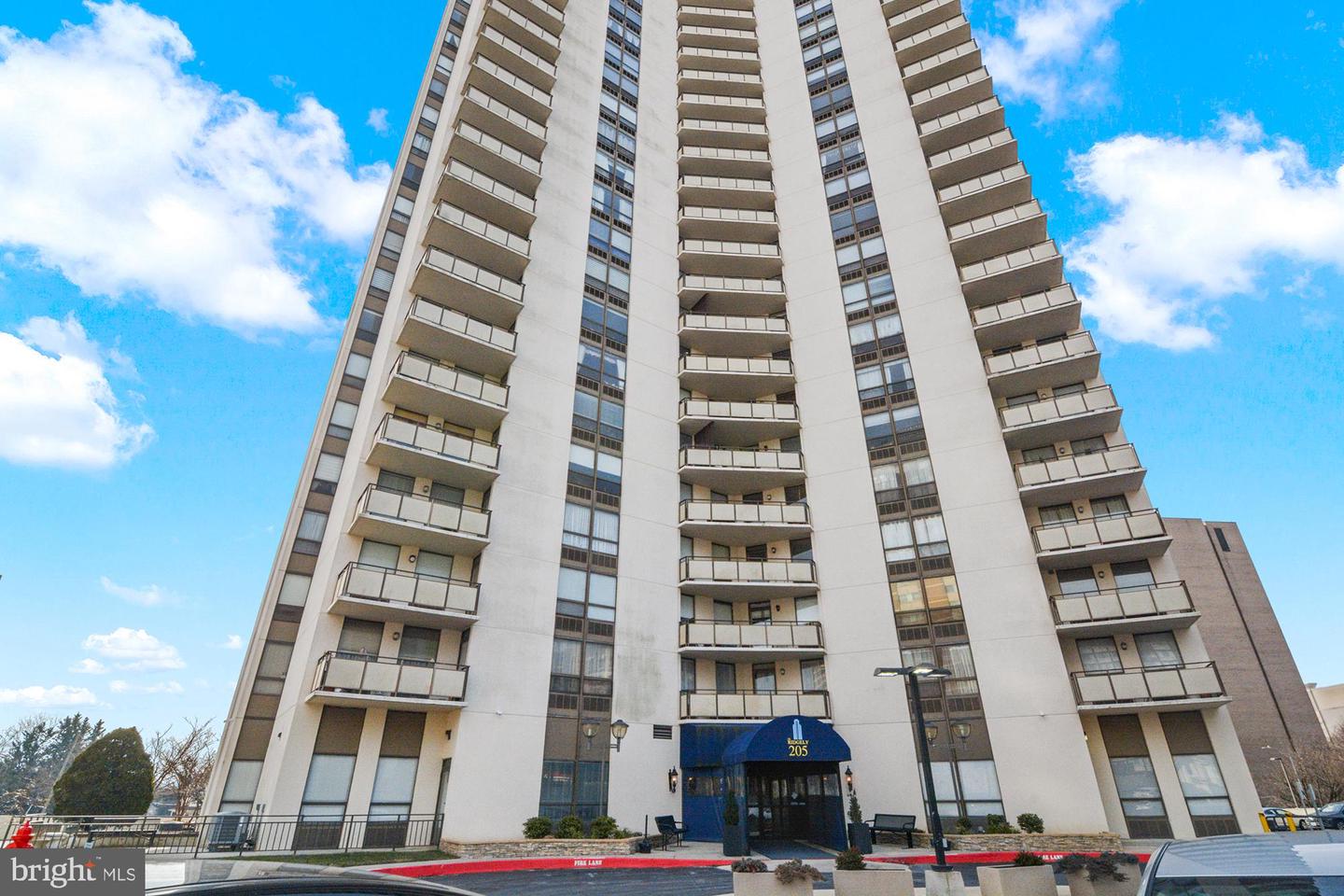 205 E Joppa Road #1706, Towson