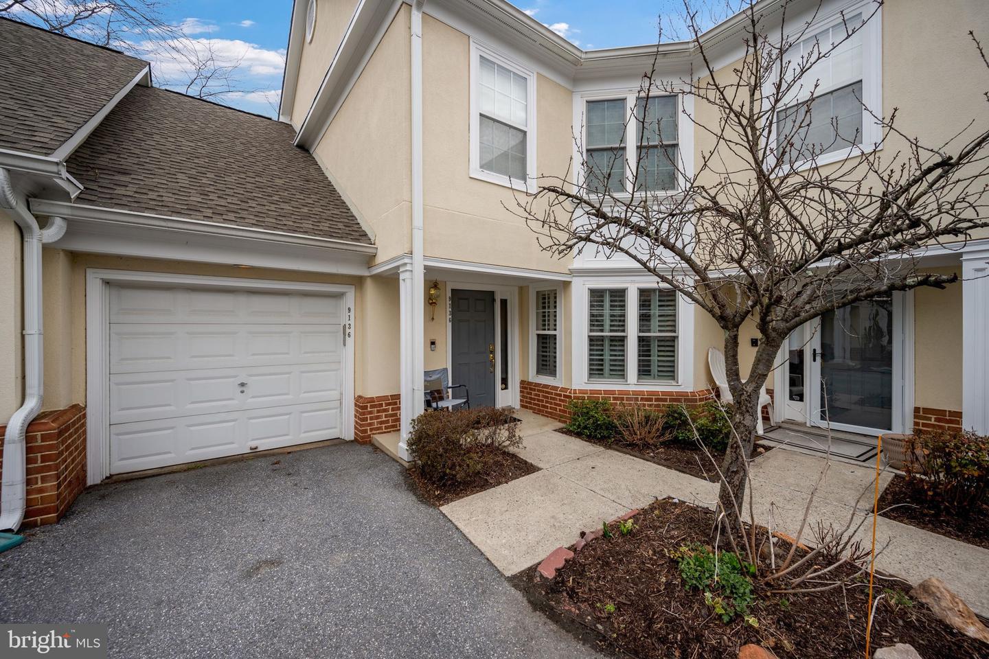 9136 Ruth Elder Ln # 9136