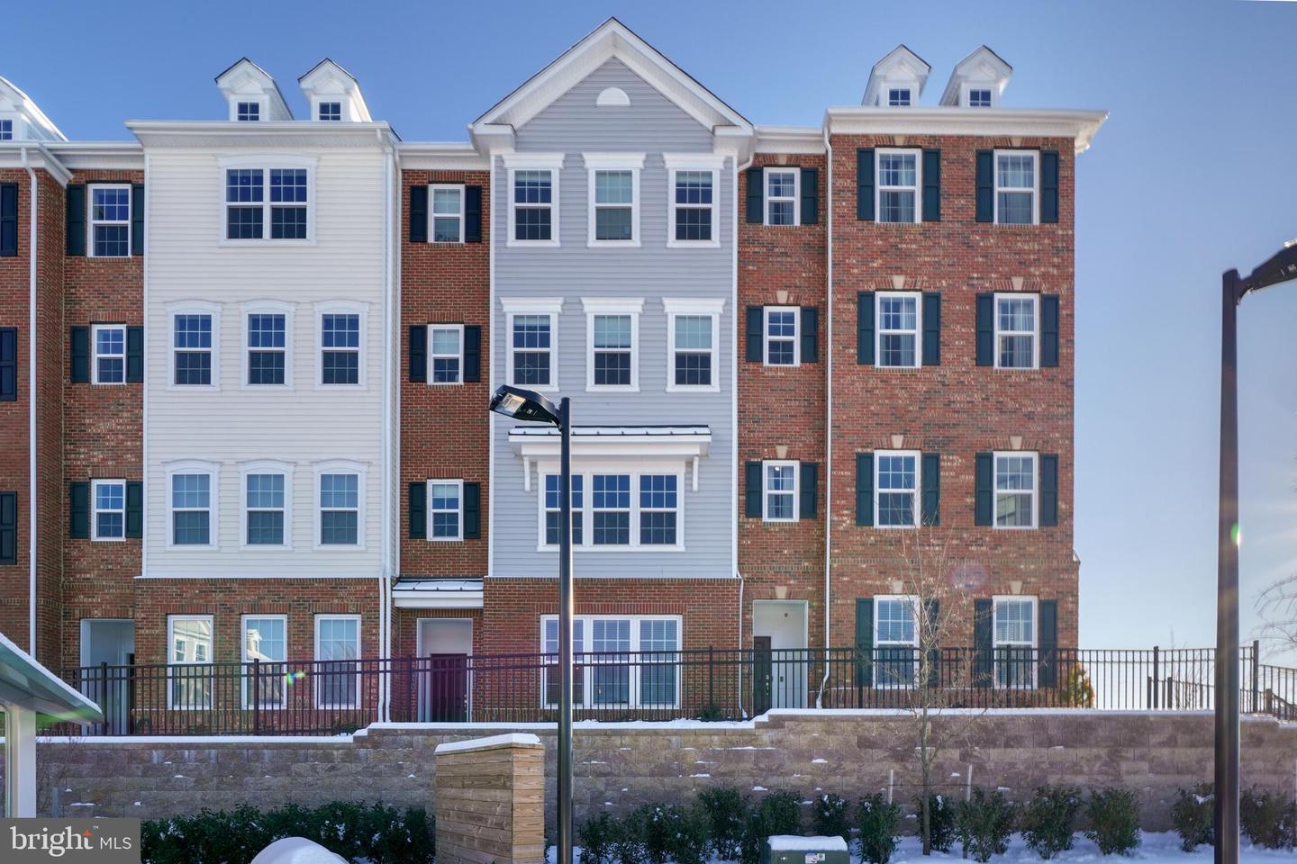 9452 Davy Lane #467