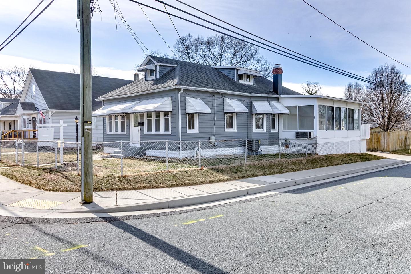 300 Lorraine Avenue, Baltimore