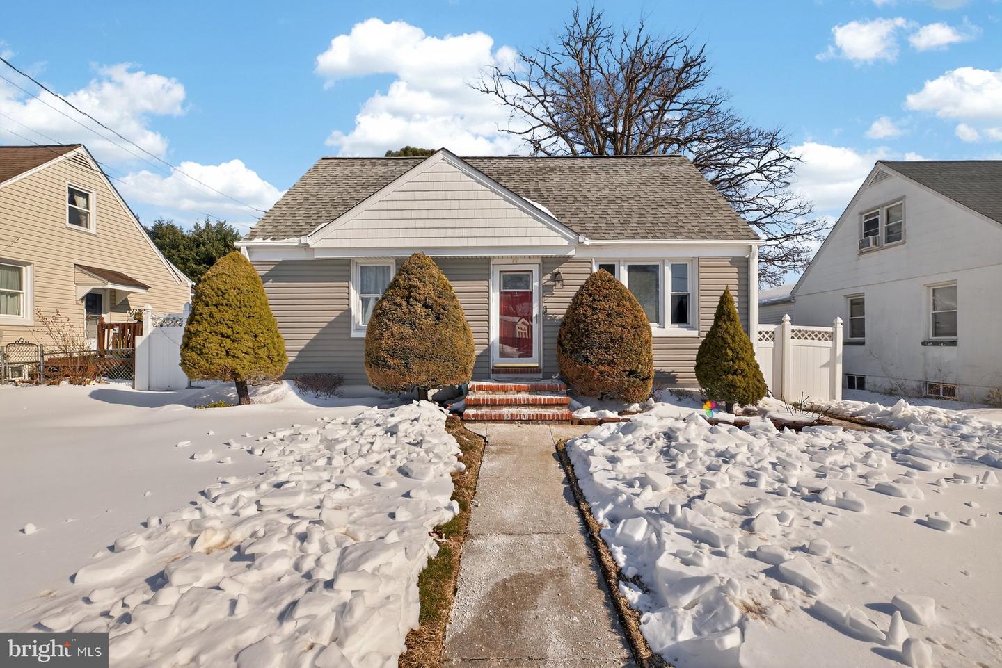 4102 Asbury Avenue, Nottingham