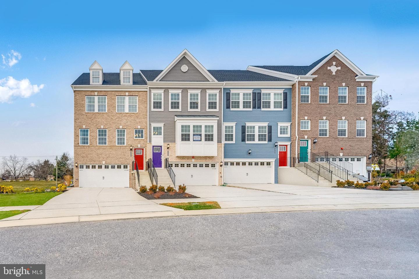 511 Downswing Road
