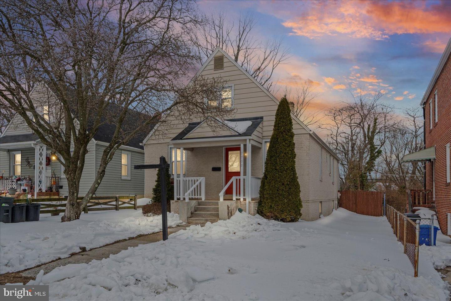 7708 Middlesex Place, Parkville