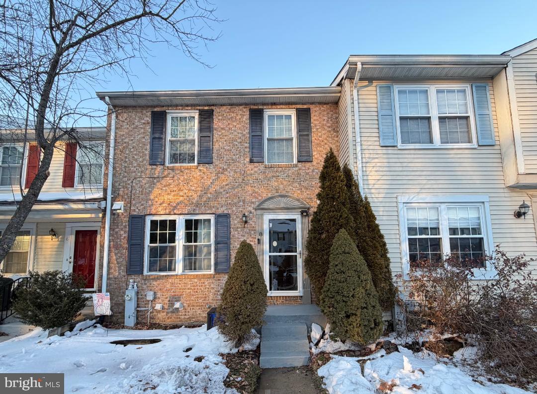 8 Hardwood Drive, Rosedale