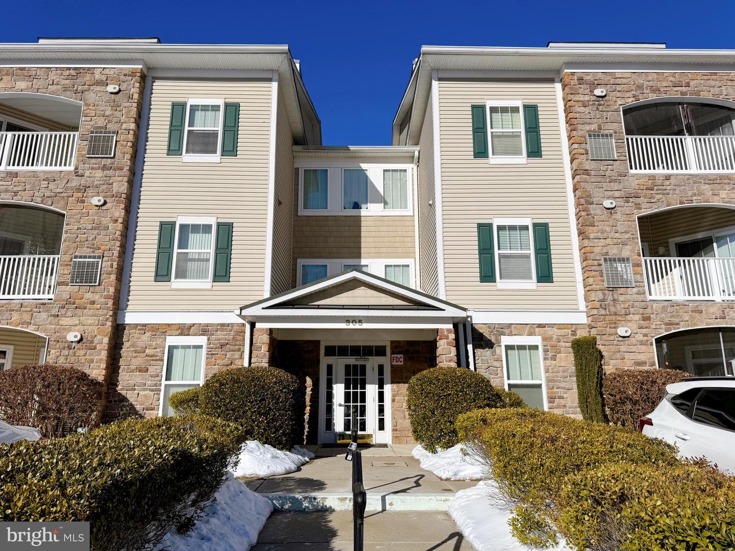 305 Wyndham Circle #305 G, Owings Mills