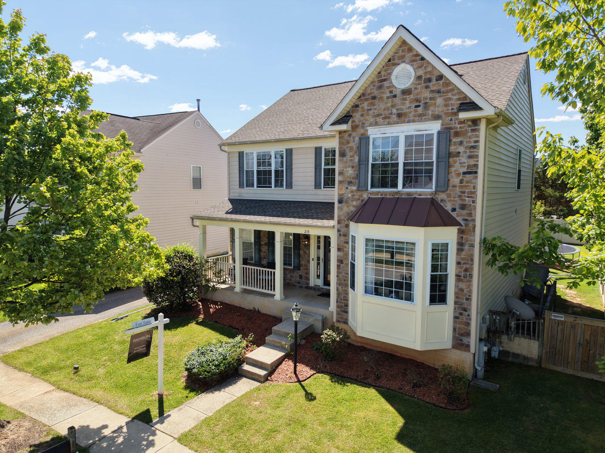 215 Seamaster Rd