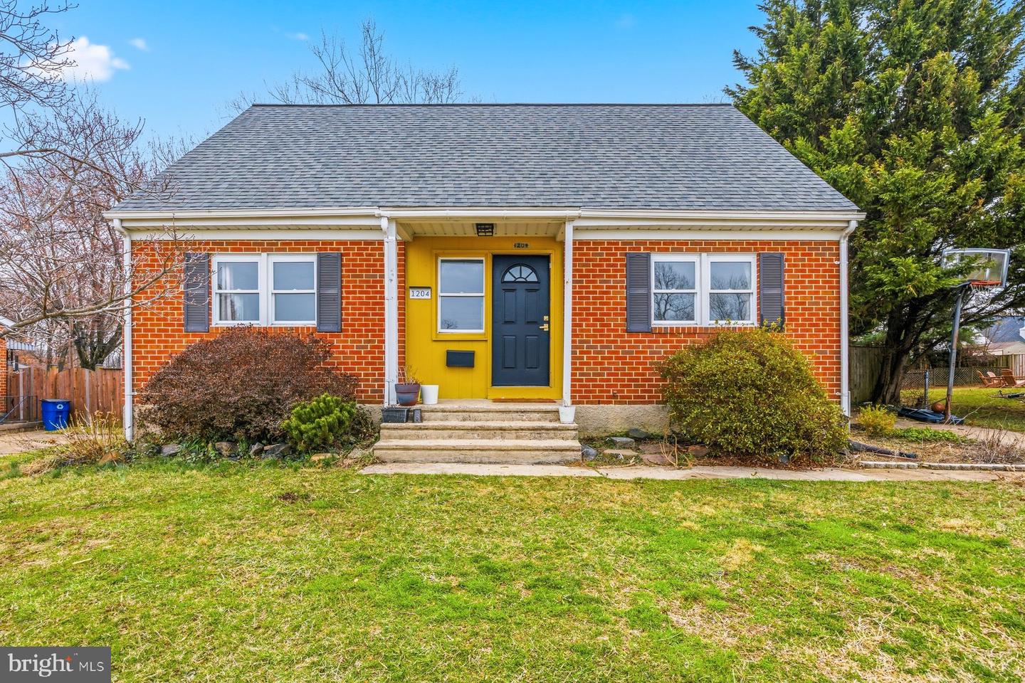 1204 Canberwell Road, Baltimore