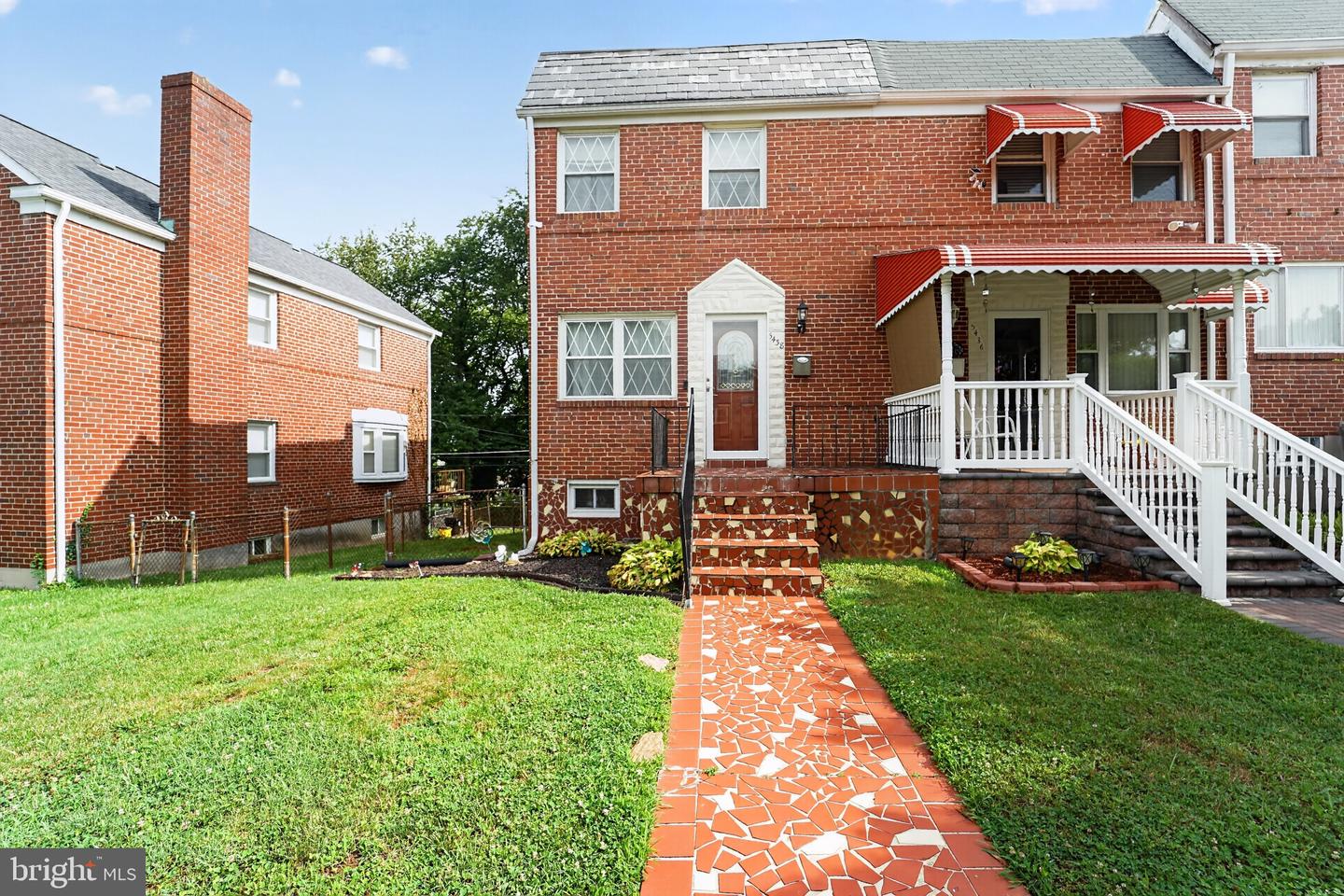5438 Masefield Road