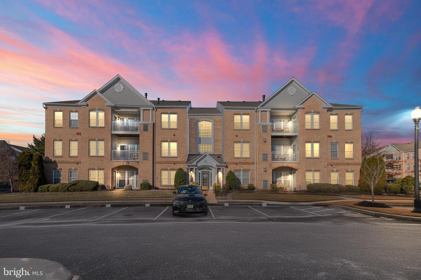 5485 Glenthorne Court #5485, Rosedale