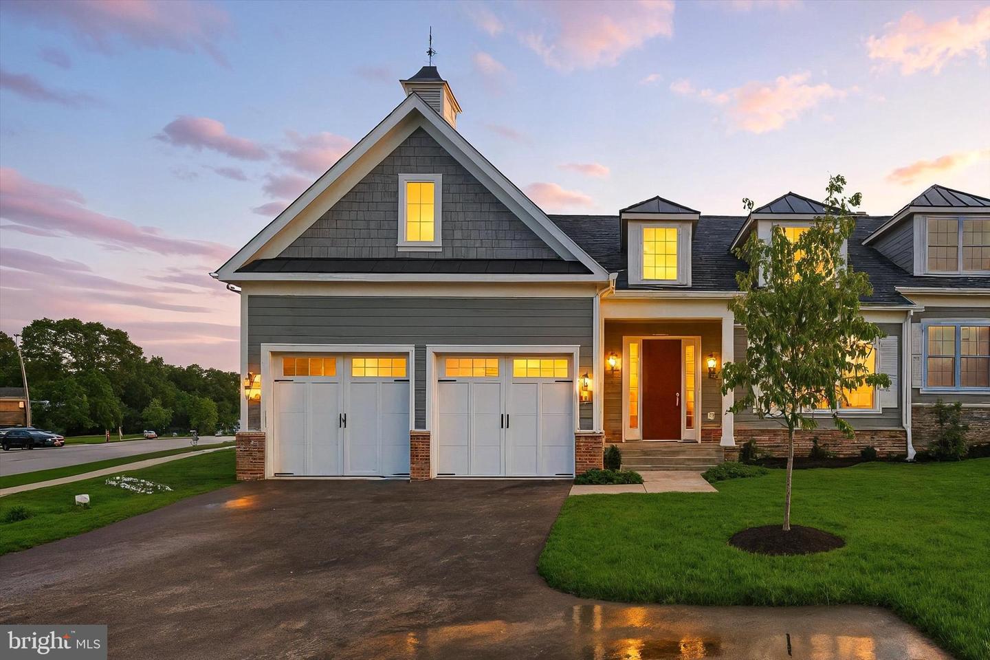 112 Villabrook Way