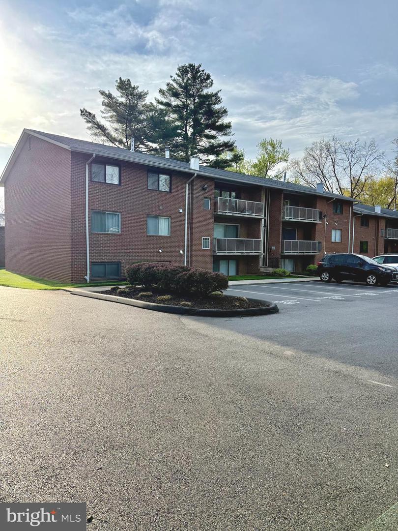 105 Fitz Court #202, Reisterstown