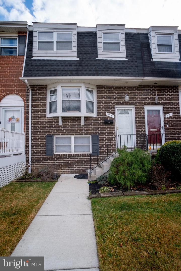 933 Elm Road, Halethorpe