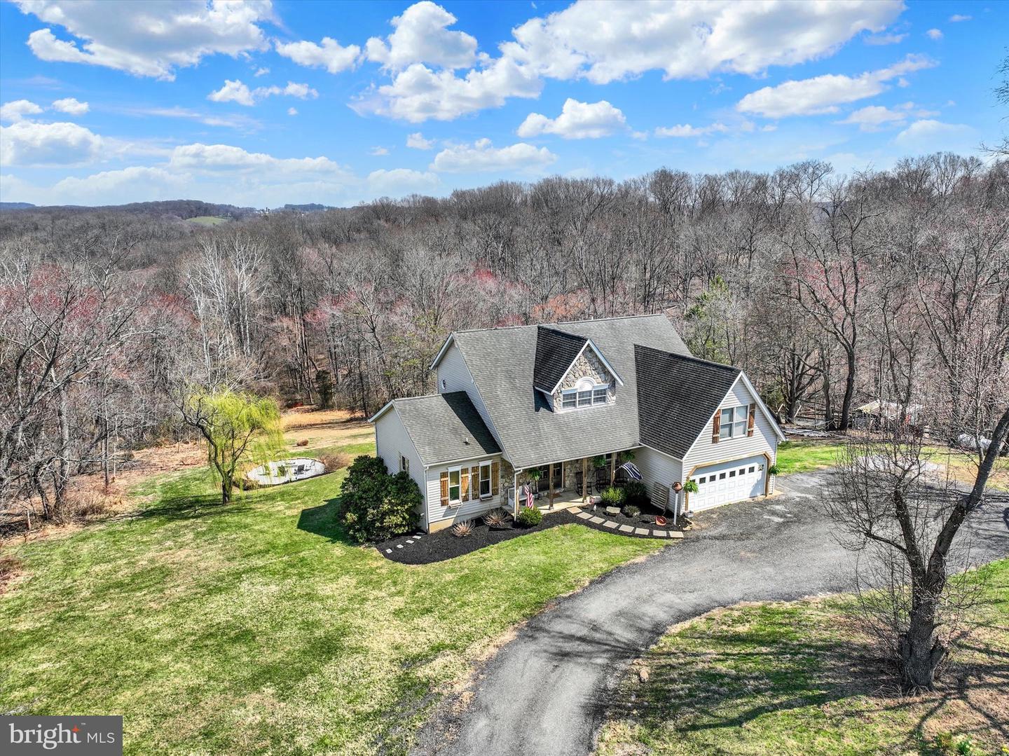 1020 Bernoudy Road, White Hall