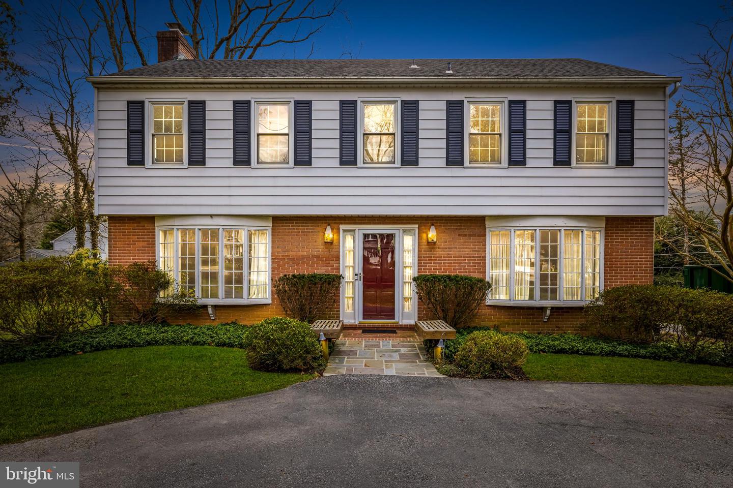 1607 Ruxton Road, Towson