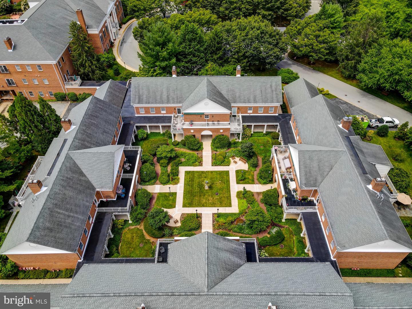502 Brightwood Club #502, Lutherville Timonium