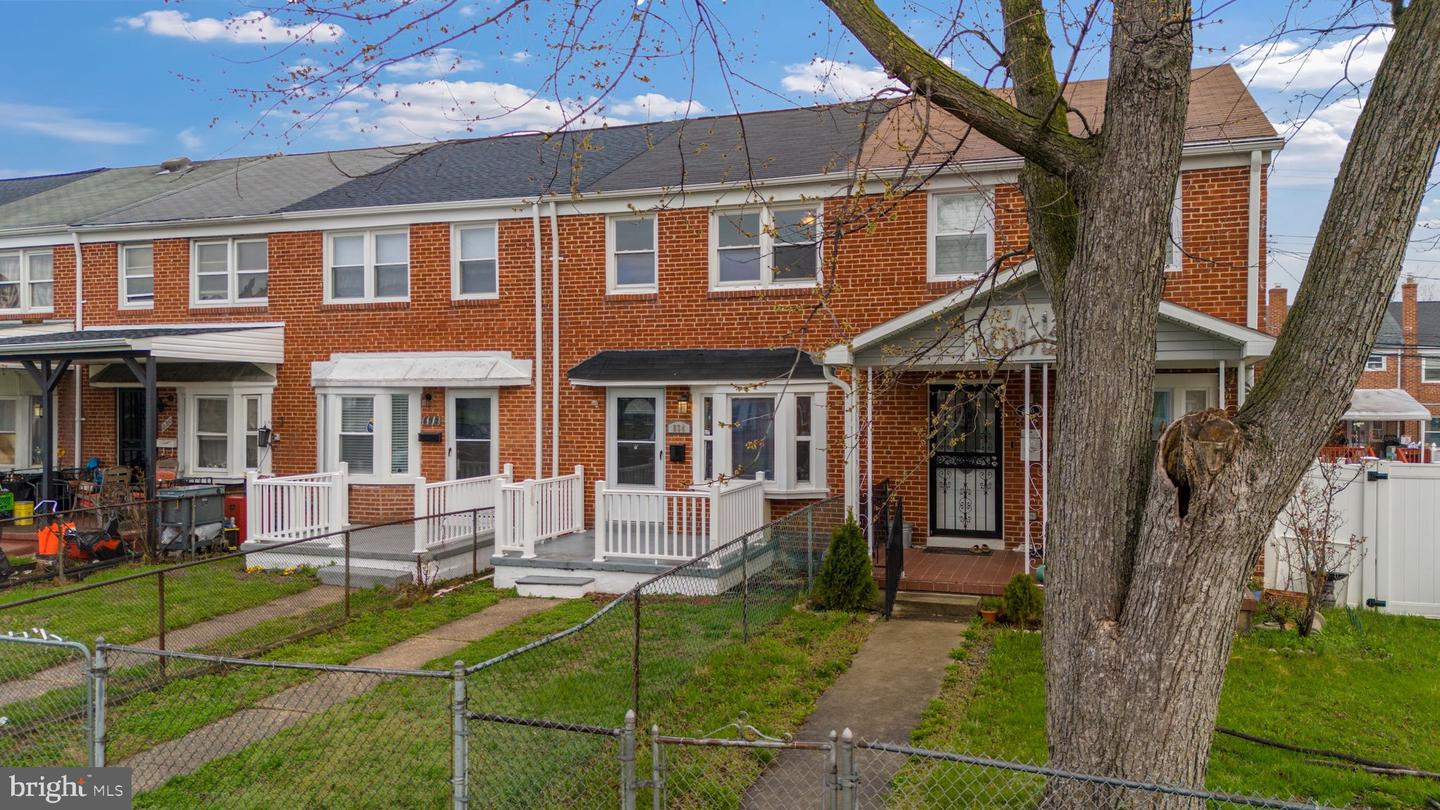 834 N Marlyn Avenue, Essex