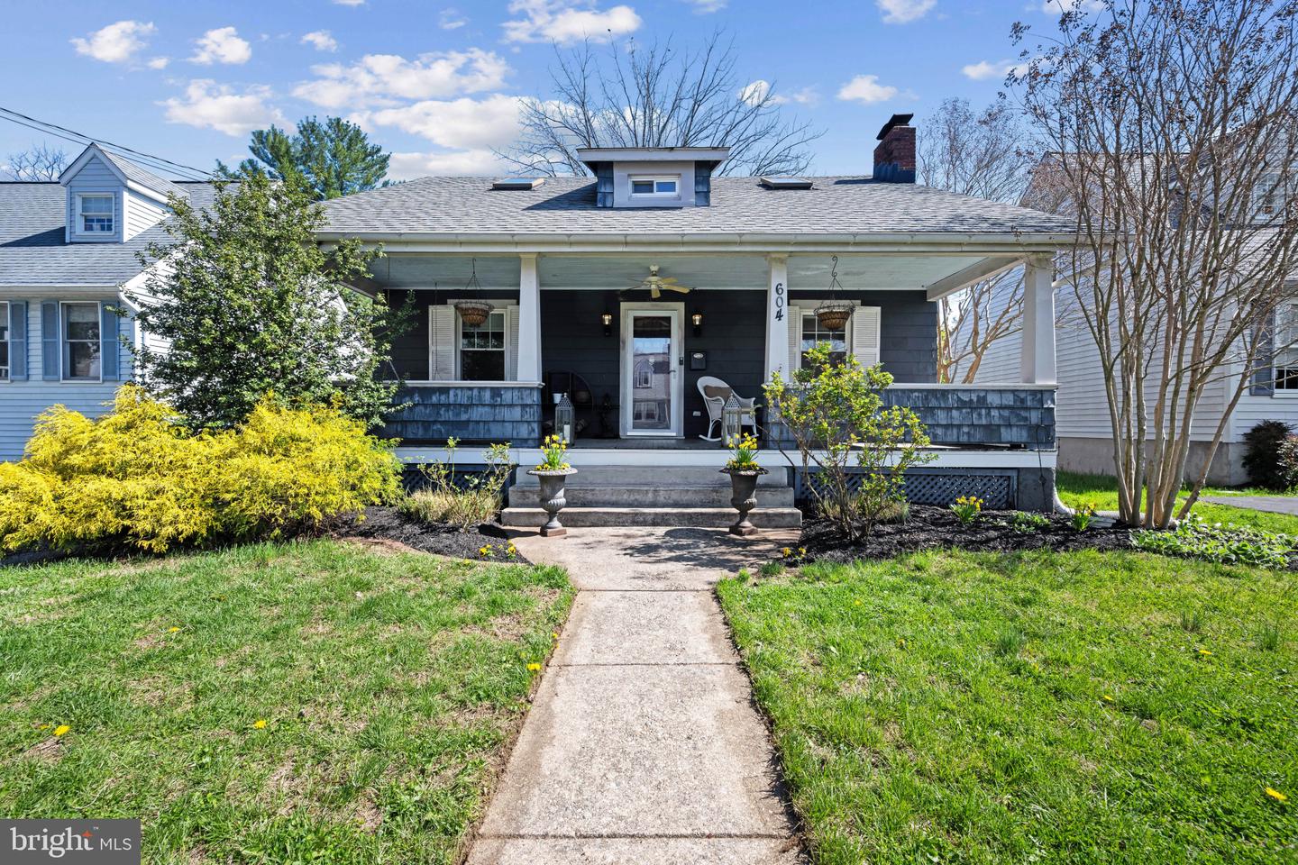 604 College Avenue