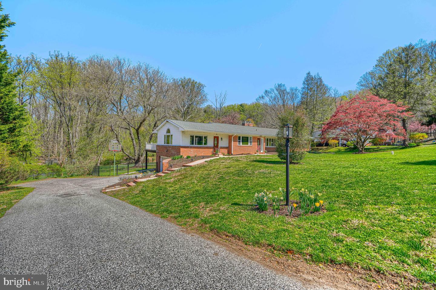 802 Stone Barn Road, Towson