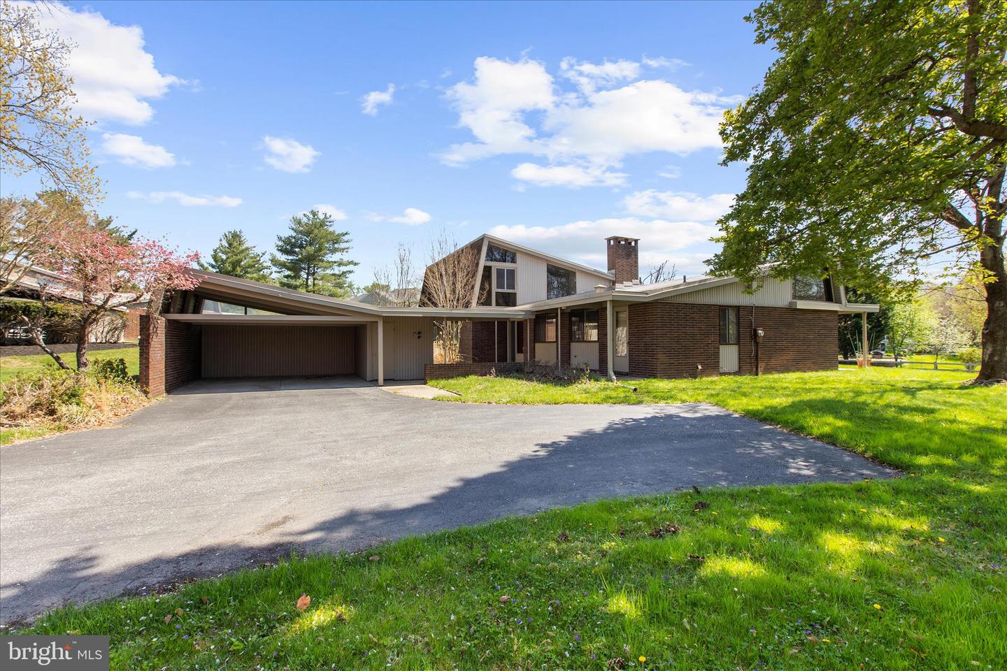 7 Stone Hollow Court, Pikesville