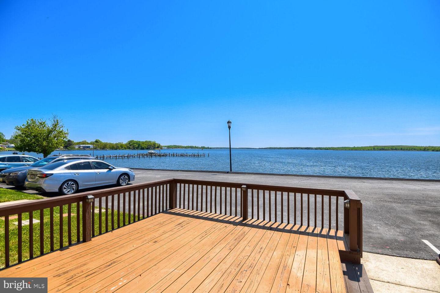 112 Villa Capri Circle, Essex