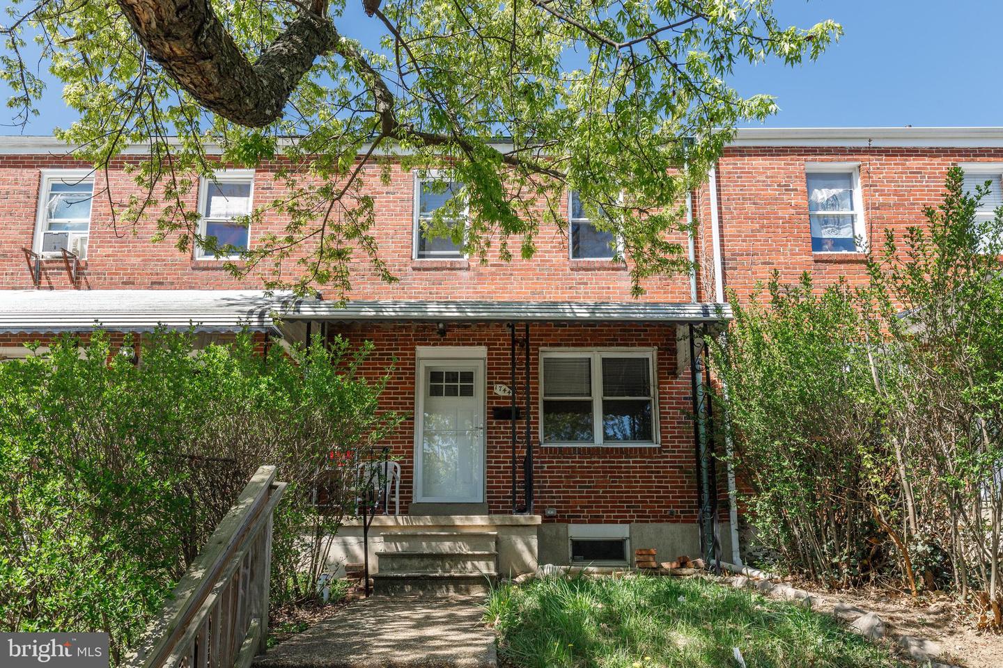 1744 Yakona Road, Baltimore