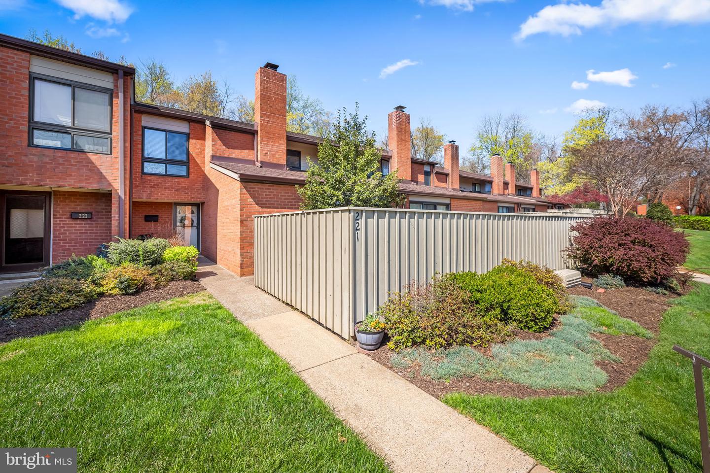 221 Deer Fox Lane, Lutherville Timonium