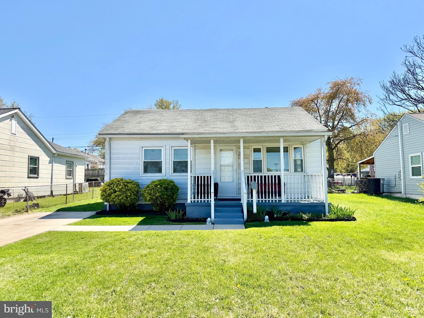 557 Compass Road, Middle River