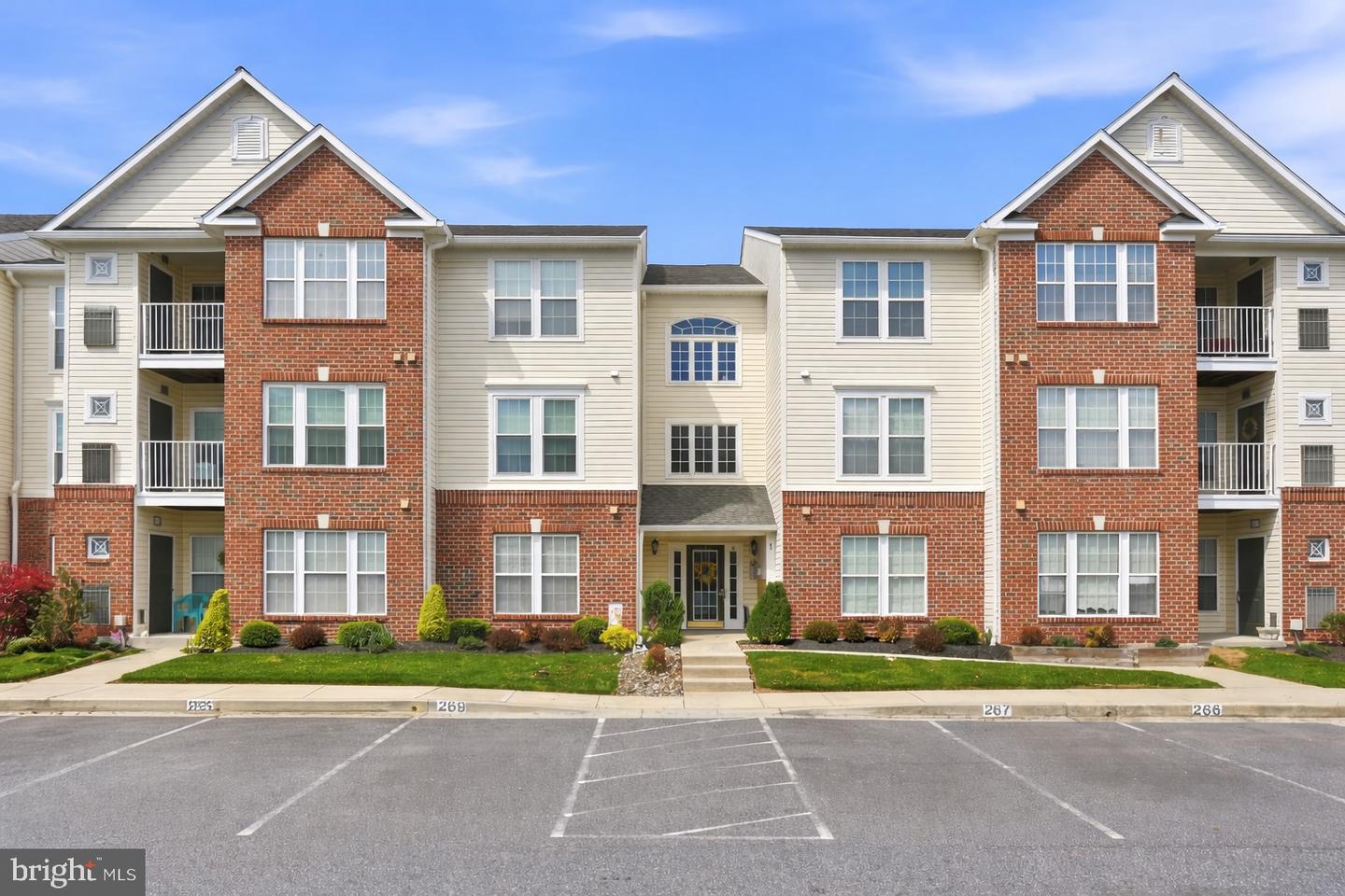 1 Brook Farm Court #1l, Perry Hall