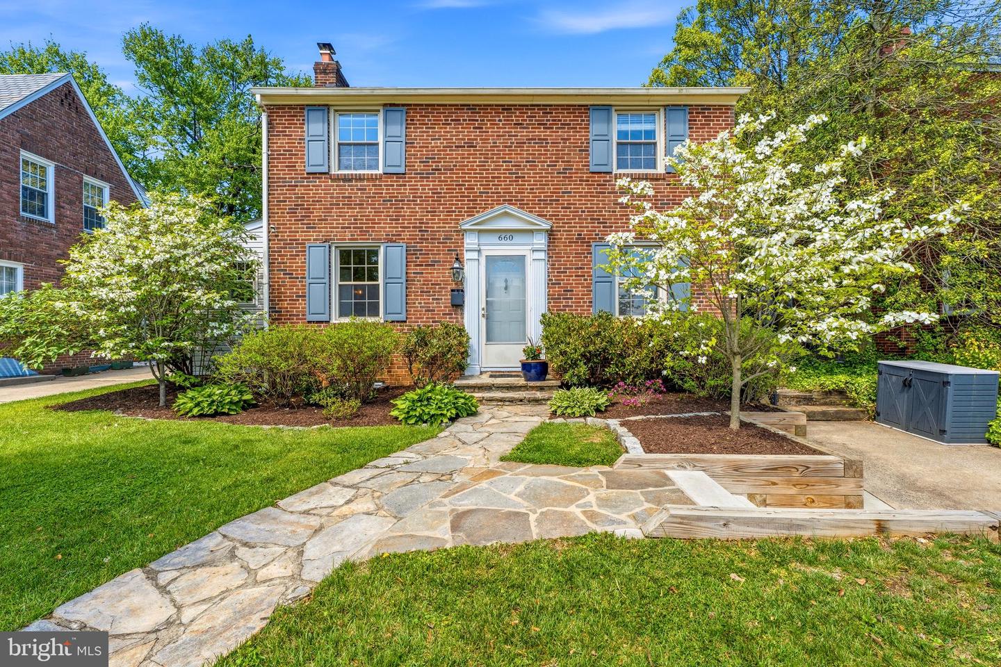 660 Regester Avenue, Baltimore