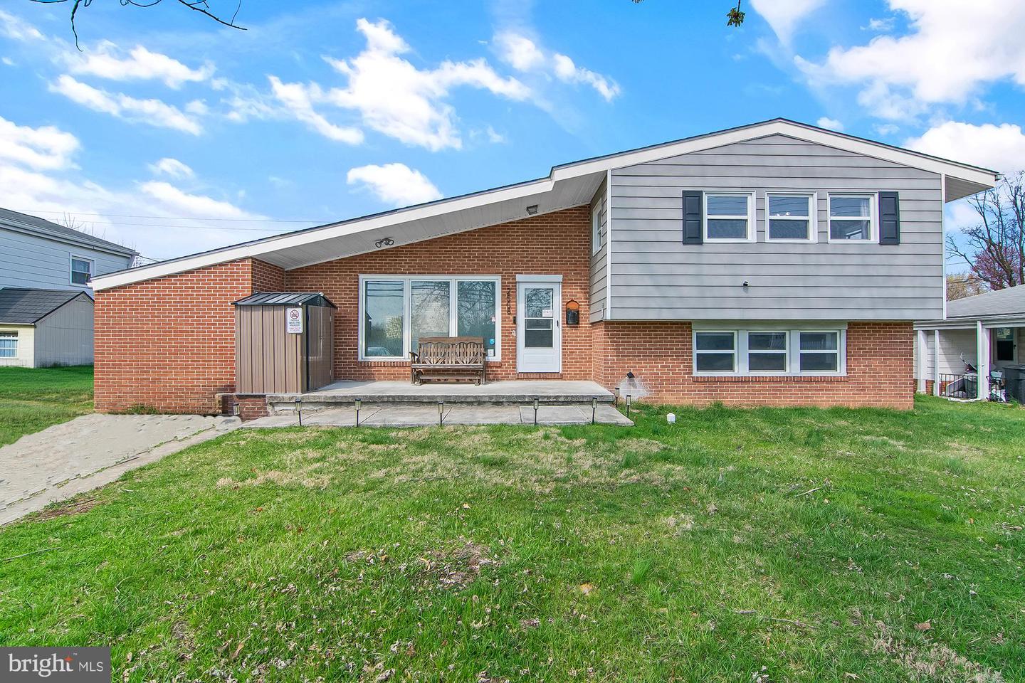 2508 Smith Avenue, Baltimore