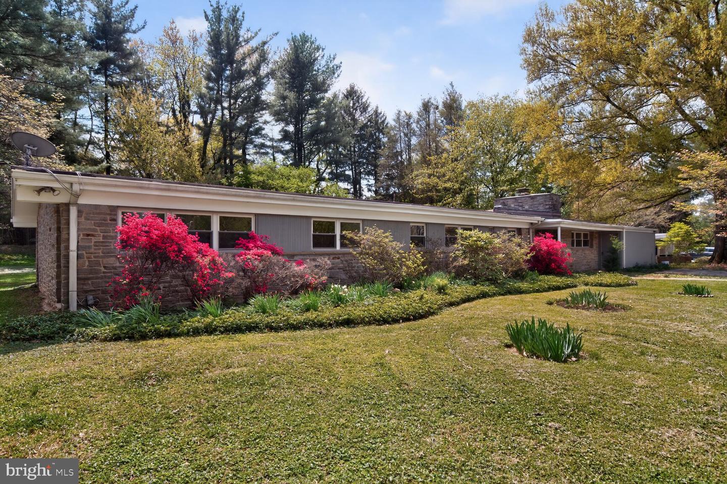 3603 Philips, Pikesville