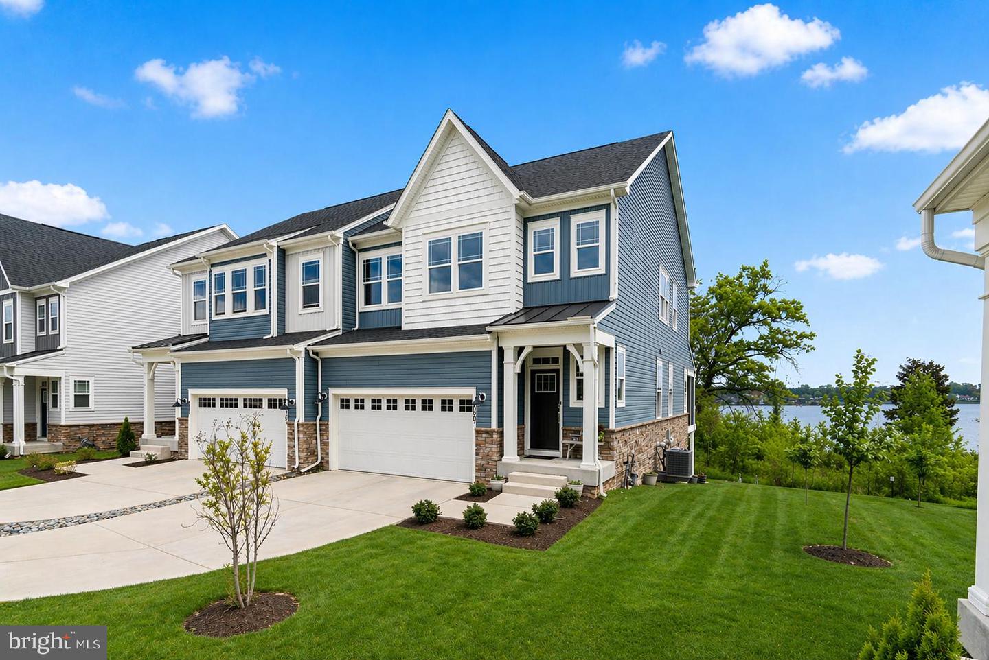 1907 Waters Landing Drive, Essex