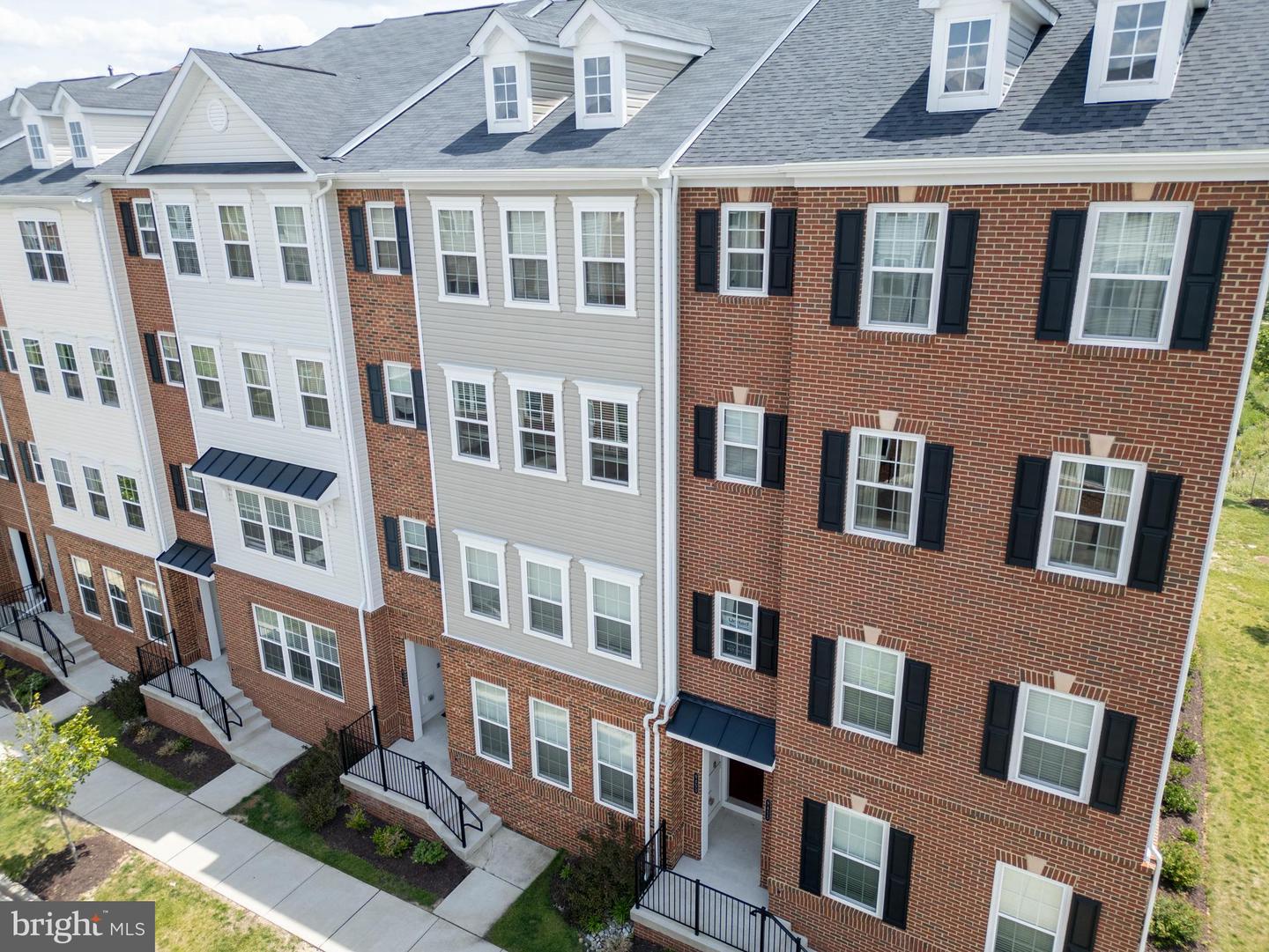 9453 James Macgowan Lane #428
