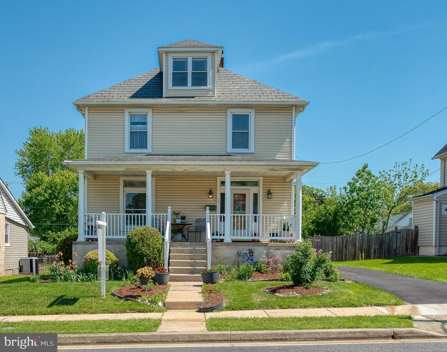 10 Elmont Avenue