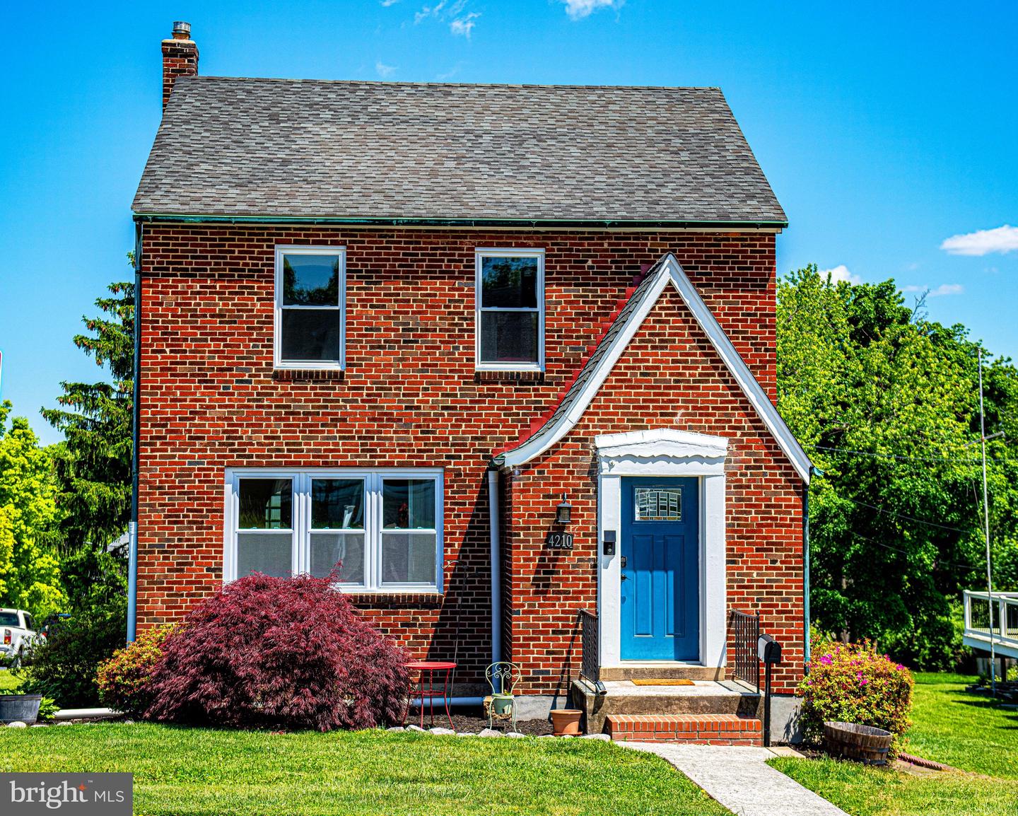 4210 Cardwell
