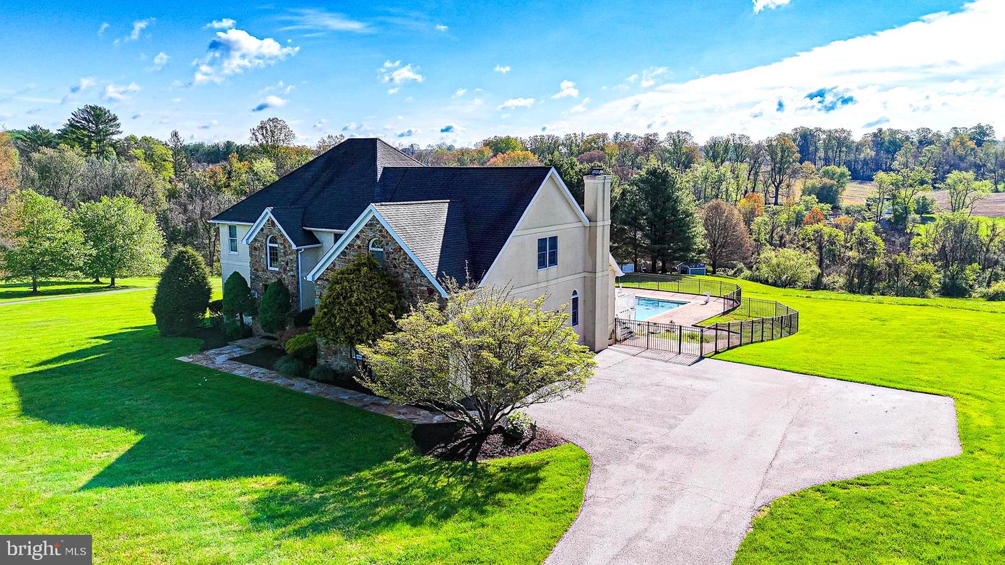 10 Sparks Farm Road